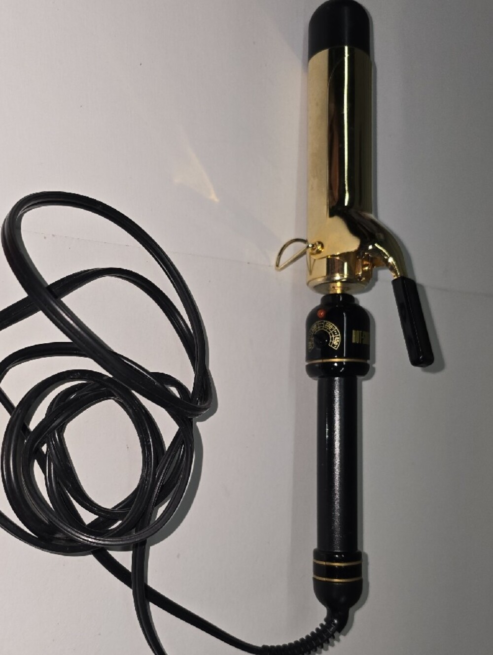 Hot Tools 1.5" Extended Barrel Curling Iron for Loose Curls 6ft Cord